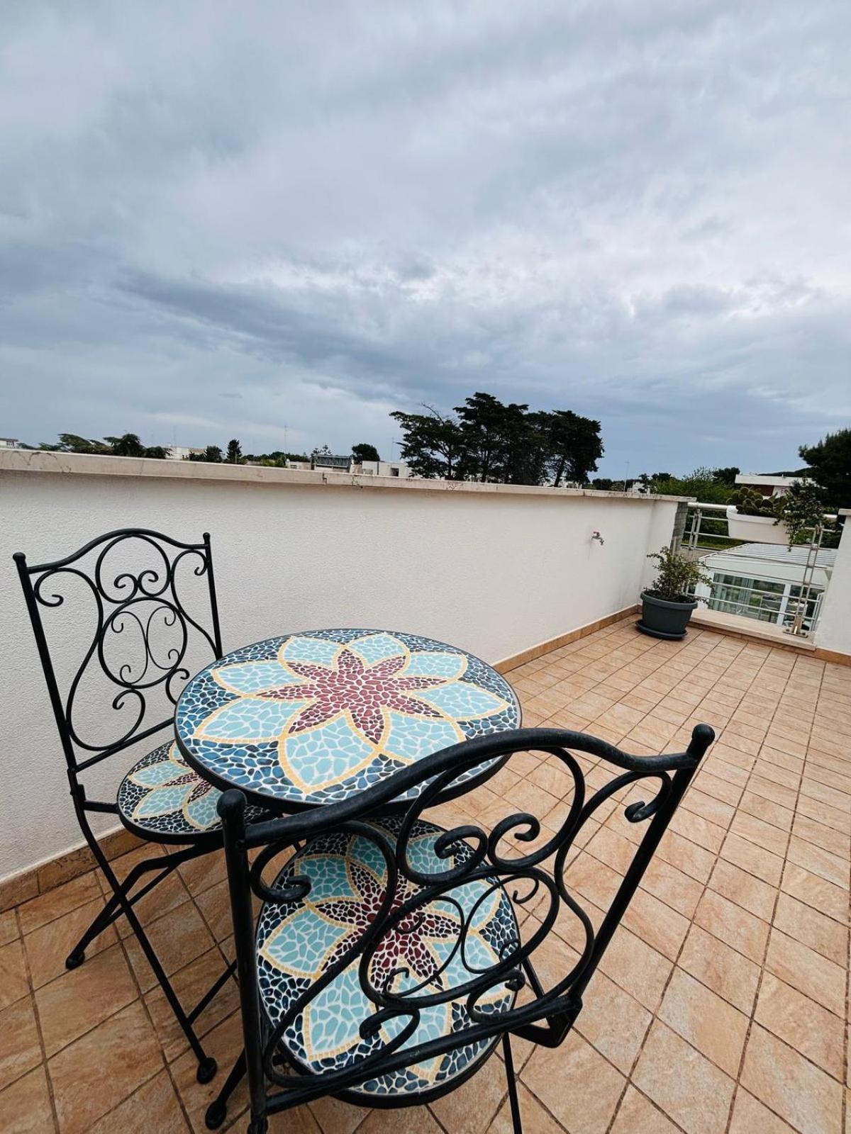 Villa Dei Cedri Garden Bari